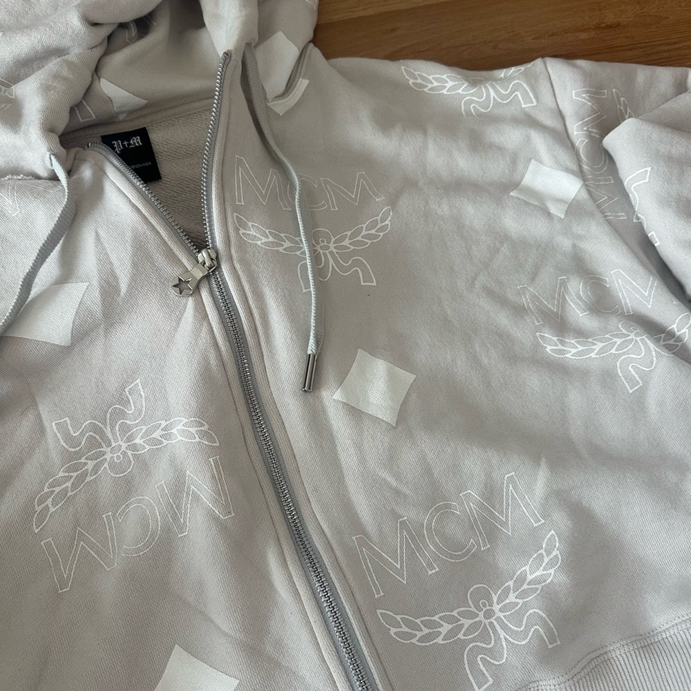 MCM x Phenomenon Jacket - Picture 2 of 7